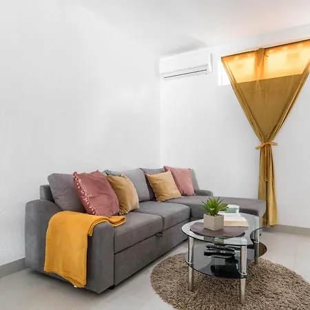 Mate's Holliday House Apartment